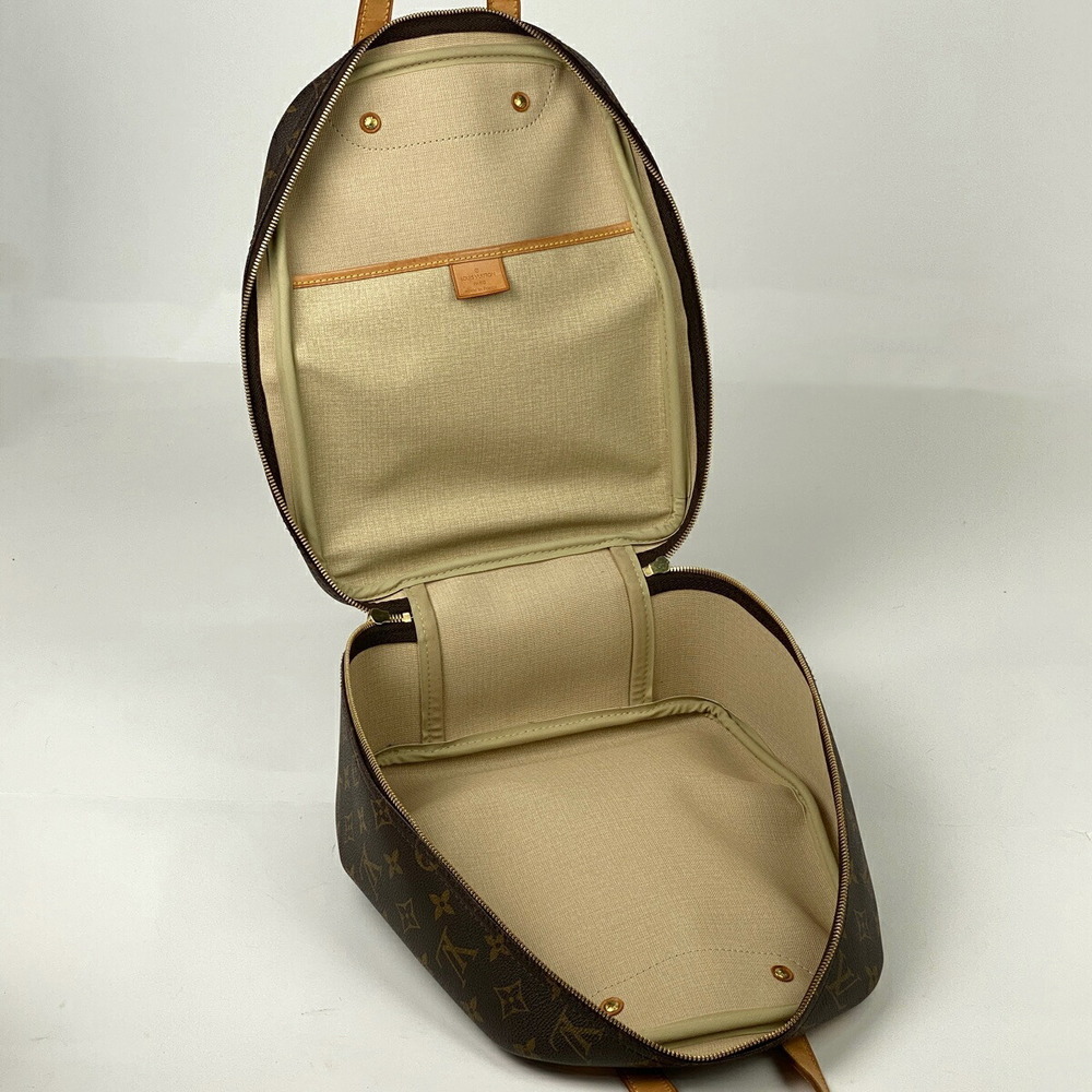 Louis Vuitton Excursion Monogram Shoulder Bag Bro… - image 6